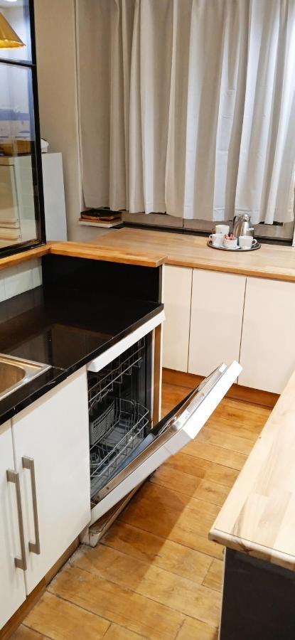 Liege 4420 Rue Jean Jaures 45 Grande Maison Joyeuse Avec Terrasse 30M2 Pour 8 Personnes Maximum Сен-Никола Экстерьер фото